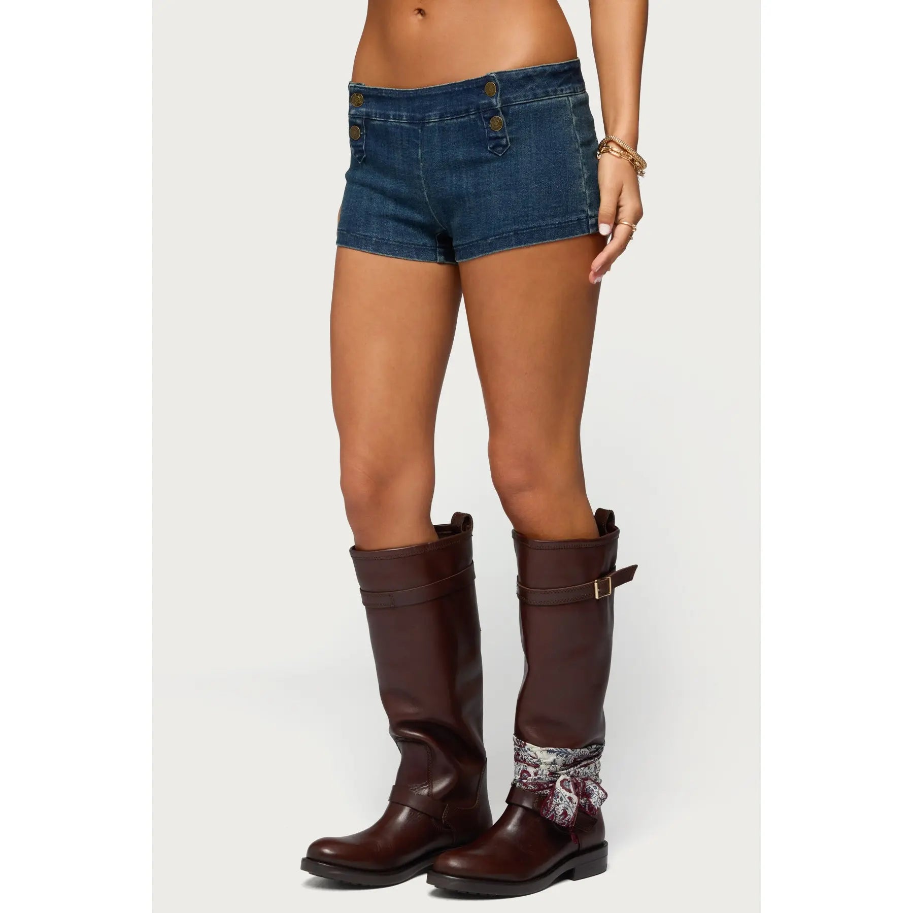 Sashe Stretchy Denim Shorts